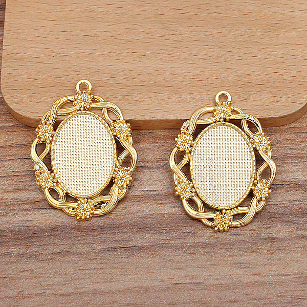 PandaHall Alloy Pendant Cabochon Settings, Oval, Golden, tray: 18x25mm, 44x33mm Alloy Oval
PandaHall Alloy Pendant Cabochon Settings, Oval, Golden, tray: 18x25mm, 44x33mm Alloy Oval