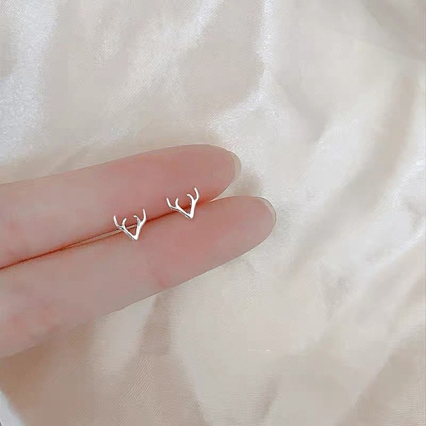 PandaHall Alloy Earrings for Women, with 925 Sterling Silver Pin, Deer, 10mm Alloy Deer
PandaHall Alloy Earrings for Women, with 925 Sterling Silver Pin, Deer, 10mm Alloy Deer