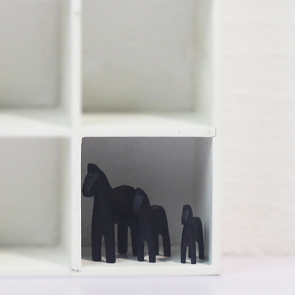 PandaHall 3 Sizes Resin Horse Miniature Ornaments, for Desk Living Room Home Garden Decoration, Black, 18~30x15~25x4~6mm, 3pcs/set Resin...
PandaHall 3 Sizes Resin Horse Miniature Ornaments, for Desk Living Room Home Garden Decoration, Black, 18~30x15~25x4~6mm, 3pcs/set Resin...