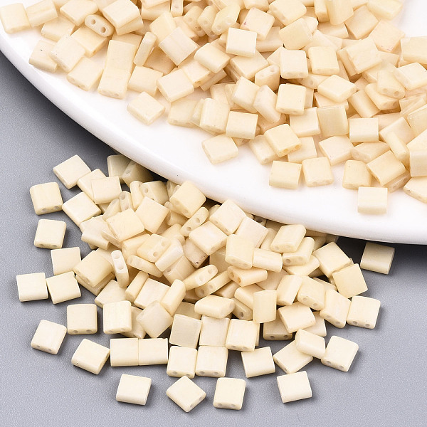 PandaHall 2-Hole Glass Seed Beads, Baking Paint, Rectangle, PapayaWhip, 5x4.5~5.5x2~2.5mm, Hole: 0.5~0.8mm, about 118pcs/10g Glass Rectangle..., Orange
PandaHall 2-Hole Glass Seed Beads, Baking Paint, Rectangle, PapayaWhip, 5x4.5~5.5x2~2.5mm, Hole: 0.5~0.8mm, about 118pcs/10g Glass Rectangle..., Orange