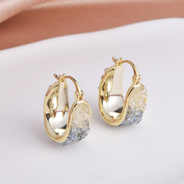 PandaHall U-Shaped Brass & Glass Chips Hoop Earrings for Women, Real 14K Gold Plated, 23x11mm Brass
PandaHall U-Shaped Brass & Glass Chips Hoop Earrings for Women, Real 14K Gold Plated, 23x11mm Brass
