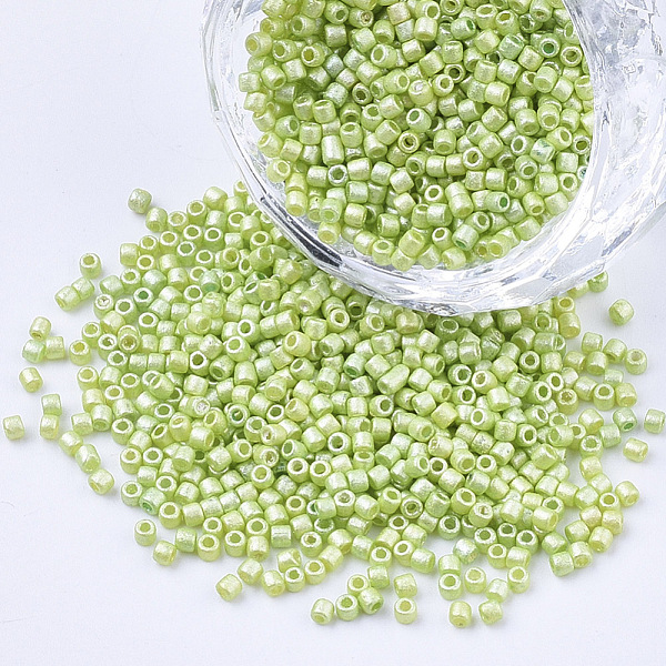 PandaHall Pearlized Cylinder Seed Beads, Uniform Size, Green Yellow, 1.5~2x1~2mm, Hole: 0.8mm, about 4000pcs/bag, about 50g/bag Glass Green
PandaHall Pearlized Cylinder Seed Beads, Uniform Size, Green Yellow, 1.5~2x1~2mm, Hole: 0.8mm, about 4000pcs/bag, about 50g/bag Glass Green