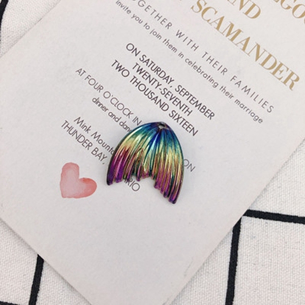 PandaHall Electroplated Rainbow Resin Pendants, Fishtail, Colorful, 26x27mm Resin Others
PandaHall Electroplated Rainbow Resin Pendants, Fishtail, Colorful, 26x27mm Resin Others