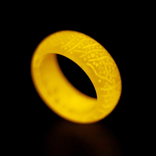 PandaHall Luminous Glow in the Dark Resin Simple Finger Ring, Gold, US Size 8(18.1mm) Resin Gold
PandaHall Luminous Glow in the Dark Resin Simple Finger Ring, Gold, US Size 8(18.1mm) Resin Gold