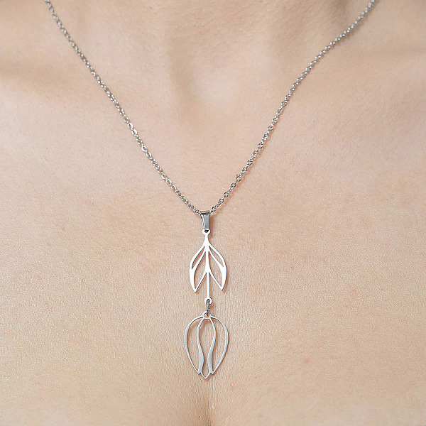 PandaHall 201 Stainless Steel Hollow Tulip Pendant Necklace, Stainless Steel Color, 17.72 inch(45cm) 201 Stainless Steel Flower
PandaHall 201 Stainless Steel Hollow Tulip Pendant Necklace, Stainless Steel Color, 17.72 inch(45cm) 201 Stainless Steel Flower