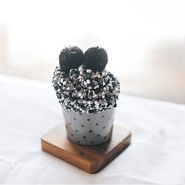PandaHall Coral Velvet Knitting Socks, Pompom Ball Decor Crew Socks, Winter Warm Thermal Socks, Black, 250mm Velvet Black
PandaHall Coral Velvet Knitting Socks, Pompom Ball Decor Crew Socks, Winter Warm Thermal Socks, Black, 250mm Velvet Black