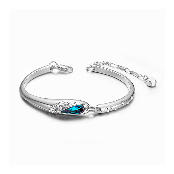PandaHall SHEGRACE Alloy Link Bracelets, with Micro Pave Cubic Zirconia Wing and Austrian Crystal, Blue Zircon, 6-3/4 inch(170mm)..., Clear
PandaHall SHEGRACE Alloy Link Bracelets, with Micro Pave Cubic Zirconia Wing and Austrian Crystal, Blue Zircon, 6-3/4 inch(170mm)..., Clear
