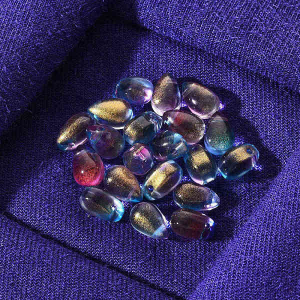 PandaHall Transparent Spray Painted Glass Charms, with Glitter Powder, Teardrop, Plum, 9x6x6mm, Hole: 1mm, 20pcs/Bag Glass Teardrop Purple
PandaHall Transparent Spray Painted Glass Charms, with Glitter Powder, Teardrop, Plum, 9x6x6mm, Hole: 1mm, 20pcs/Bag Glass Teardrop Purple