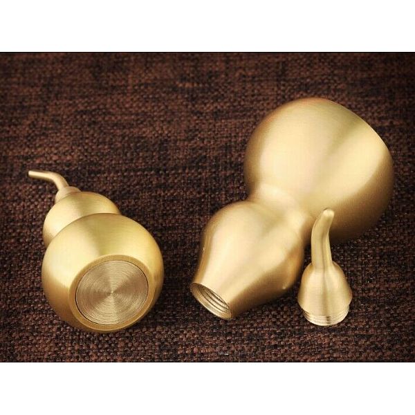 PandaHall Brass Hollow Tilted Head Gourd Statue Ornament, Feng Shui Table Home Decoration, Raw(Unplated), 40x90mm Brass Others
PandaHall Brass Hollow Tilted Head Gourd Statue Ornament, Feng Shui Table Home Decoration, Raw(Unplated), 40x90mm Brass Others