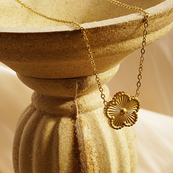 PandaHall Flower Pendant Necklaces, Stainless Steel Cable Chain Necklaces for Women Other
PandaHall Flower Pendant Necklaces, Stainless Steel Cable Chain Necklaces for Women Other
