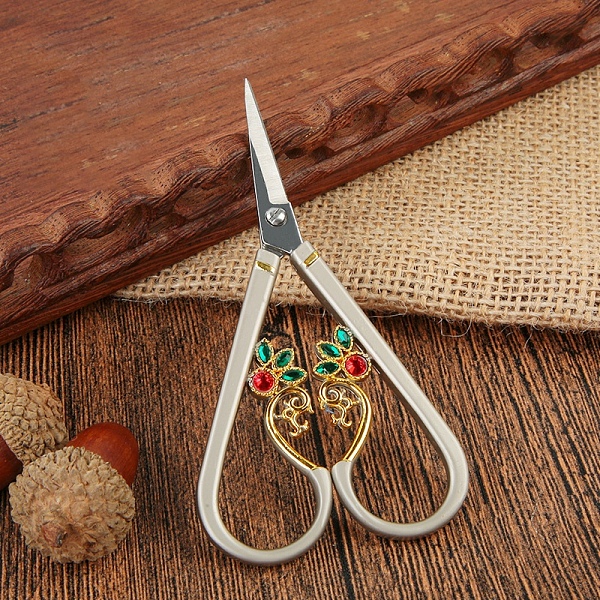 PandaHall Stainless Steel Craft Scissors, with Rhinestone, Embroidery Scissors, Tea Art Scissors, Matte Stainless Steel Color, 100x55mm...
PandaHall Stainless Steel Craft Scissors, with Rhinestone, Embroidery Scissors, Tea Art Scissors, Matte Stainless Steel Color, 100x55mm...