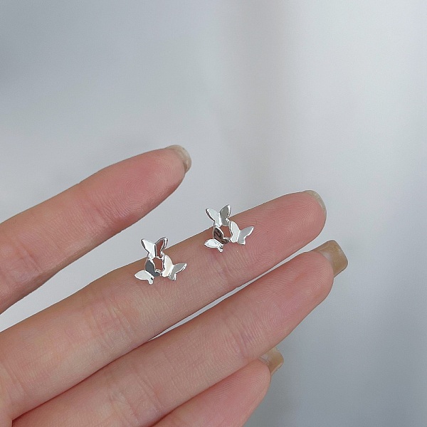 PandaHall Alloy Earrings for Women, with 925 Sterling Silver Pin, Butterfly, 10mm Alloy Butterfly
PandaHall Alloy Earrings for Women, with 925 Sterling Silver Pin, Butterfly, 10mm Alloy Butterfly