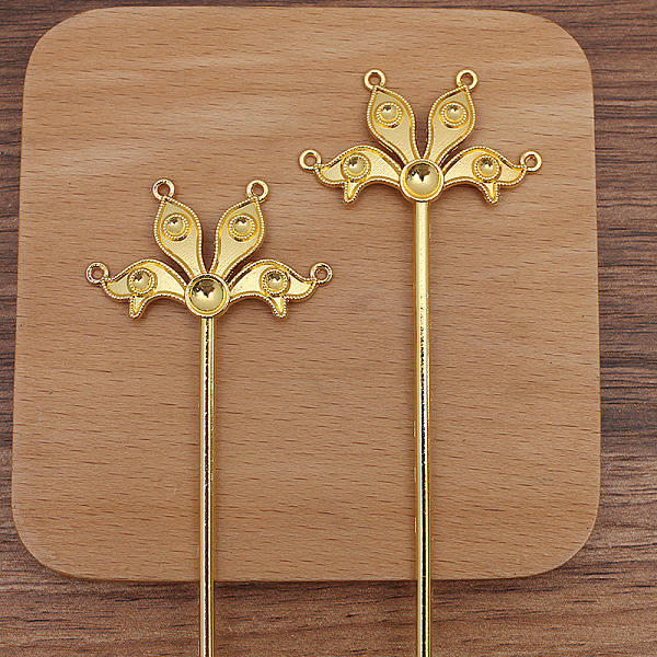 PandaHall Alloy Hair Stick Findings, Bead Setting, with Loop, Flower, Golden, 115x2.8mm Alloy Flower
PandaHall Alloy Hair Stick Findings, Bead Setting, with Loop, Flower, Golden, 115x2.8mm Alloy Flower