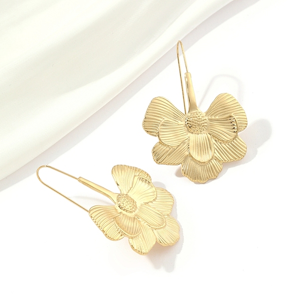 PandaHall 201 Stainless Steel Flower Dangle Earrings, with 304 Stainless Steel Pins, Golden, 50x36.5mm 201 Stainless Steel Flower
PandaHall 201 Stainless Steel Flower Dangle Earrings, with 304 Stainless Steel Pins, Golden, 50x36.5mm 201 Stainless Steel Flower