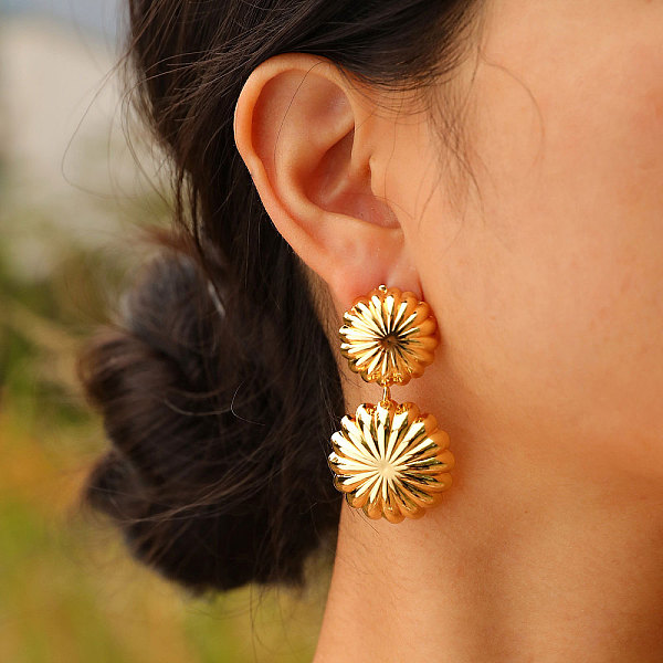 PandaHall Double Flower Brass Stud Earrings, Dangle Earring for Women, Golden, 49x26.5mm Brass Flower
PandaHall Double Flower Brass Stud Earrings, Dangle Earring for Women, Golden, 49x26.5mm Brass Flower