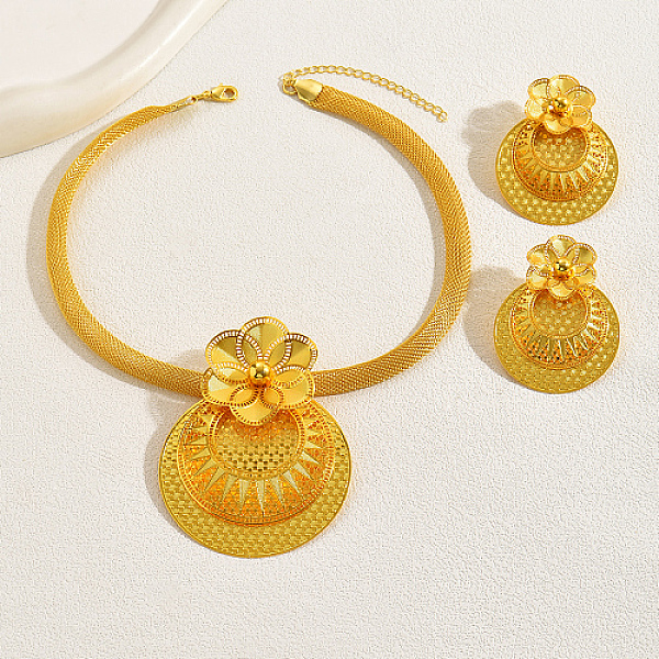 PandaHall Iron Filigree Flower Jewelry Set, Pendant Necklaces & Stud Earrings, Real 18K Gold Plated, 420mm, 55x42mm Iron Flower
PandaHall Iron Filigree Flower Jewelry Set, Pendant Necklaces & Stud Earrings, Real 18K Gold Plated, 420mm, 55x42mm Iron Flower