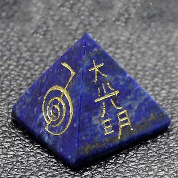 PandaHall Orgonite Pyramid, Natural Lapis Lazuli Pointed Home Display Decorations, Healing Pyramids, for Stress Reduce Healing Meditation...
PandaHall Orgonite Pyramid, Natural Lapis Lazuli Pointed Home Display Decorations, Healing Pyramids, for Stress Reduce Healing Meditation...