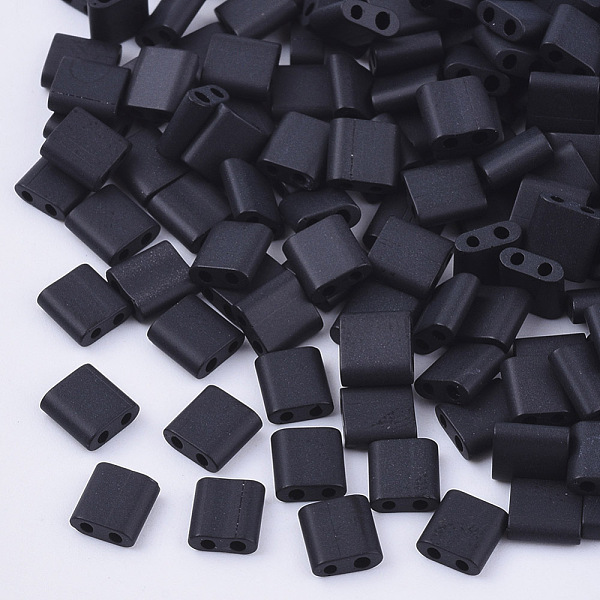 PandaHall 2-Hole Glass Seed Beads, Frosted Colours, Square, Black, 5x4.5~5.5x2~2.5mm, Hole: 0.5~0.8mm, about 1180pcs/bag Glass Square Black
PandaHall 2-Hole Glass Seed Beads, Frosted Colours, Square, Black, 5x4.5~5.5x2~2.5mm, Hole: 0.5~0.8mm, about 1180pcs/bag Glass Square Black