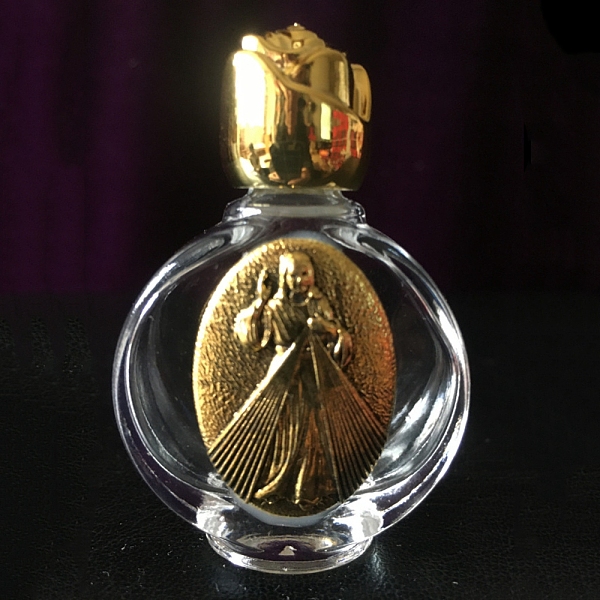 PandaHall Glass Holy Water Bottle with Zinc Alloy Cap, Religion Portable Refillable Container, Antique Golden, 6.7x4.4cm Glass Bottle
PandaHall Glass Holy Water Bottle with Zinc Alloy Cap, Religion Portable Refillable Container, Antique Golden, 6.7x4.4cm Glass Bottle