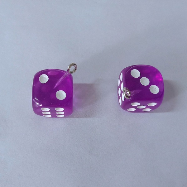 PandaHall Transparent Acrylic Pendants, Dice, Purple, 14x14x14mm, Hole: 2mm, 10 pcs/bag Acrylic Square Purple
PandaHall Transparent Acrylic Pendants, Dice, Purple, 14x14x14mm, Hole: 2mm, 10 pcs/bag Acrylic Square Purple