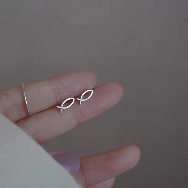 PandaHall Alloy Earrings for Women, with 925 Sterling Silver Pin, Fish, 10mm Alloy Fish
PandaHall Alloy Earrings for Women, with 925 Sterling Silver Pin, Fish, 10mm Alloy Fish
