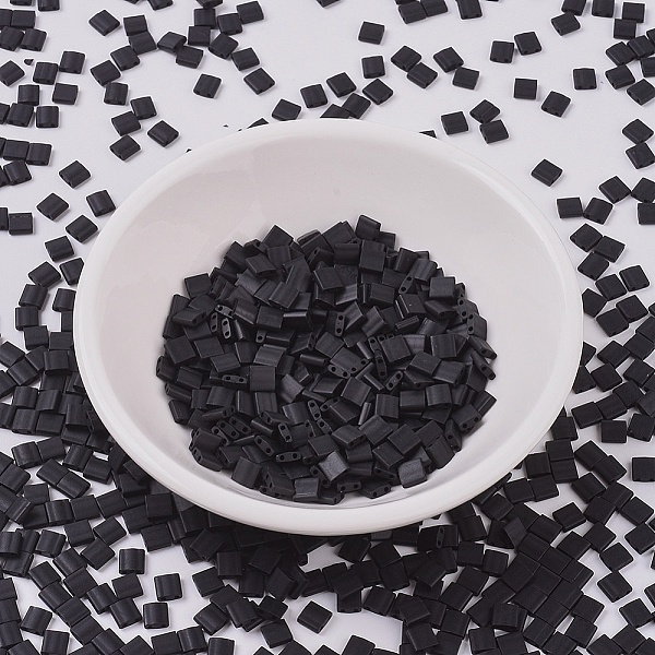 PandaHall MIYUKI TILA Beads, Japanese Seed Beads, 2-Hole, (TL401F) Matte Black, 5x5x1.9mm, Hole: 0.8mm, about 590pcs/50g Glass Black
PandaHall MIYUKI TILA Beads, Japanese Seed Beads, 2-Hole, (TL401F) Matte Black, 5x5x1.9mm, Hole: 0.8mm, about 590pcs/50g Glass Black