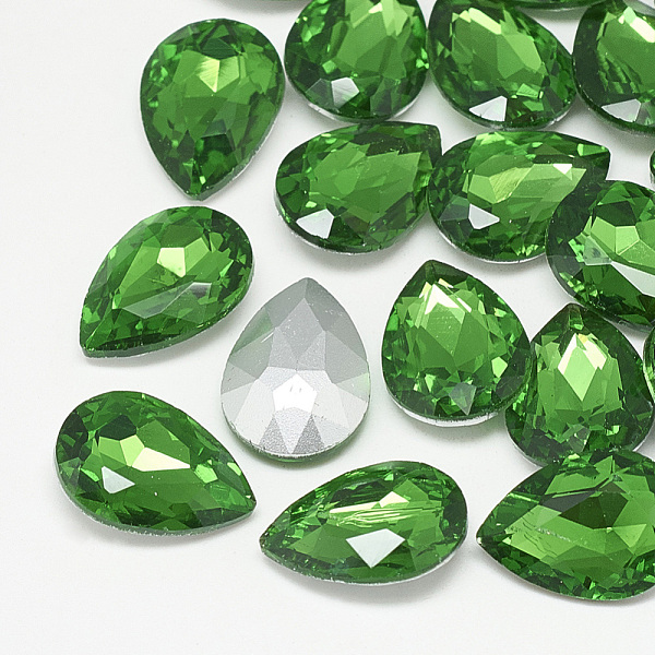 PandaHall Pointed Back Glass Rhinestone Cabochons, Back Plated, Faceted, teardrop, Emerald, 14x10x4.5mm Glass Rhinestone Teardrop Green
PandaHall Pointed Back Glass Rhinestone Cabochons, Back Plated, Faceted, teardrop, Emerald, 14x10x4.5mm Glass Rhinestone Teardrop Green