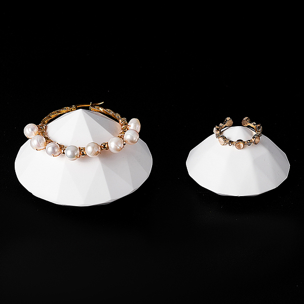 PandaHall DELORIGIN 2pcs Gesso Jewelry Display Holder Stand Plaster White Diamond Shape Jewelry Tray Bracelet Holder Accessories Storage for...
PandaHall DELORIGIN 2pcs Gesso Jewelry Display Holder Stand Plaster White Diamond Shape Jewelry Tray Bracelet Holder Accessories Storage for...