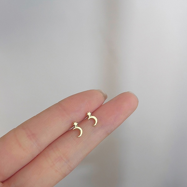 PandaHall Alloy Earrings for Women, with 925 Sterling Silver Pin, Moon, 10mm Alloy Moon
PandaHall Alloy Earrings for Women, with 925 Sterling Silver Pin, Moon, 10mm Alloy Moon