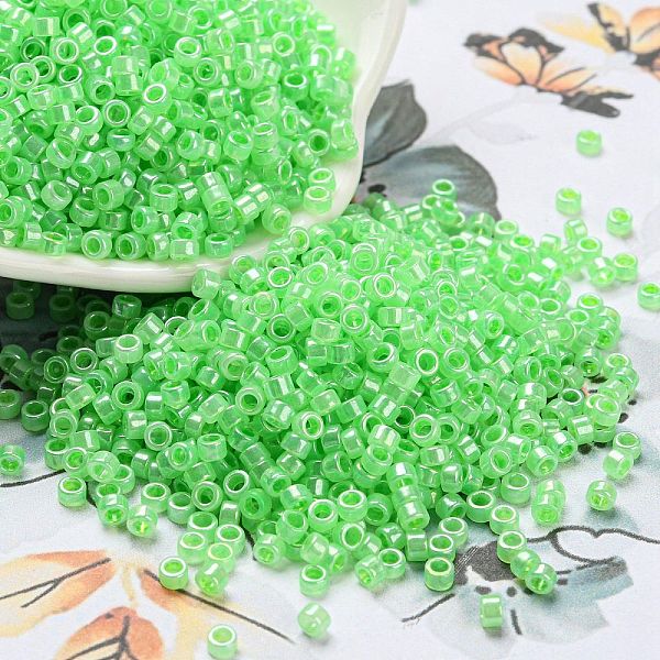 PandaHall Electroplate Transparent Glass Seed Beads, Ceylon, Cylinder, Spring Green, 2.5x1.6mm, Hole: 1.4mm, about 50398pcs/pound Glass
PandaHall Electroplate Transparent Glass Seed Beads, Ceylon, Cylinder, Spring Green, 2.5x1.6mm, Hole: 1.4mm, about 50398pcs/pound Glass
