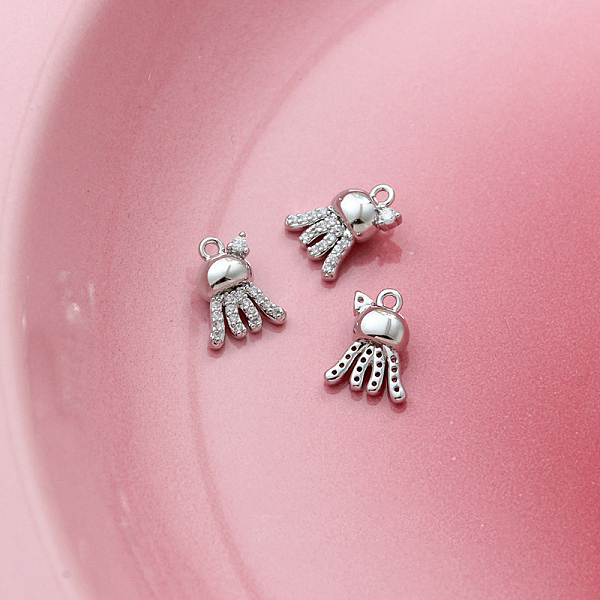 PandaHall Brass Crystal Rhinestone Pendants, Platinum, Jellyfish, 12x9mm Brass+Rhinestone Jellyfish Clear
PandaHall Brass Crystal Rhinestone Pendants, Platinum, Jellyfish, 12x9mm Brass+Rhinestone Jellyfish Clear