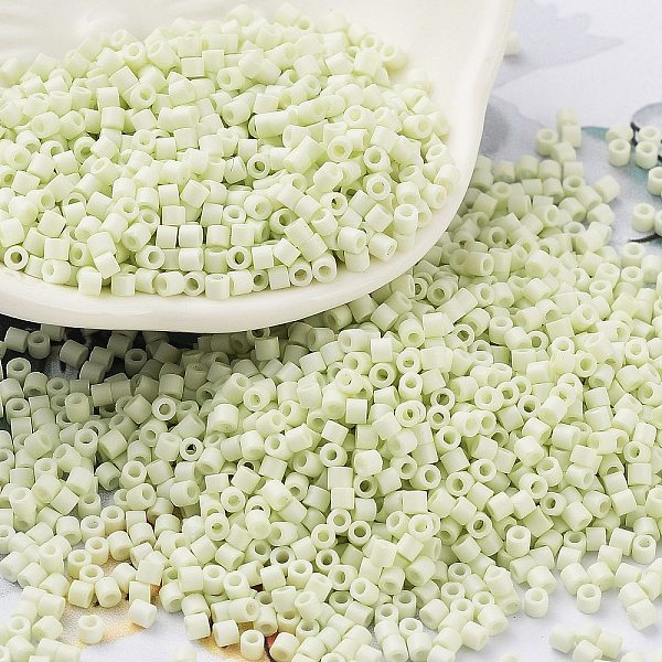 PandaHall Baking Paint Glass Seed Beads, Cylinder, Mint Cream, 2x1.5mm, Hole: 1mm, about 50398pcs/pound Glass
PandaHall Baking Paint Glass Seed Beads, Cylinder, Mint Cream, 2x1.5mm, Hole: 1mm, about 50398pcs/pound Glass