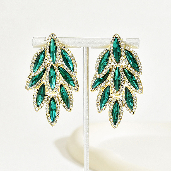 PandaHall Real 18K Gold Plated Stainless Steel Stud Earrings, Glass Rhinestone Leaf Earrings for Women, Dark Green, 55x30mm Stainless Steel...
PandaHall Real 18K Gold Plated Stainless Steel Stud Earrings, Glass Rhinestone Leaf Earrings for Women, Dark Green, 55x30mm Stainless Steel...