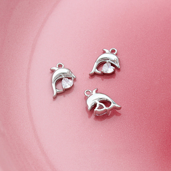 PandaHall Brass Rhinestone Pendants, Platinum, Dolphin, 13x12mm Brass+Rhinestone Dolphin Clear
PandaHall Brass Rhinestone Pendants, Platinum, Dolphin, 13x12mm Brass+Rhinestone Dolphin Clear