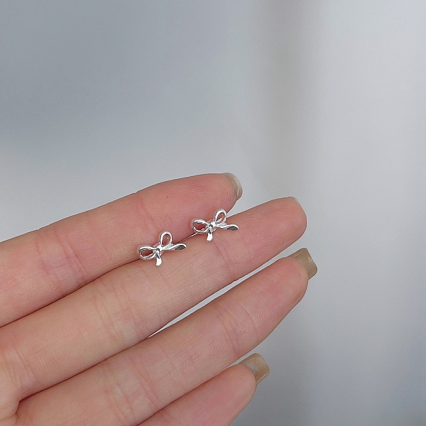 PandaHall Alloy Earrings for Women, with 925 Sterling Silver Pin, Bowknot, 10mm Alloy Bowknot
PandaHall Alloy Earrings for Women, with 925 Sterling Silver Pin, Bowknot, 10mm Alloy Bowknot