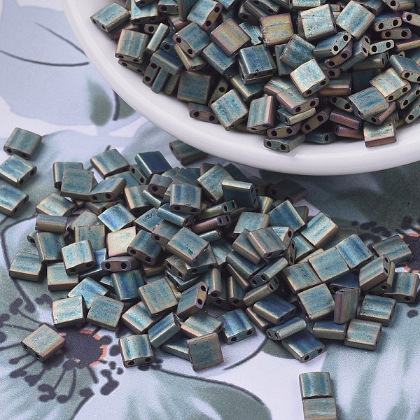 PandaHall MIYUKI TILA Beads, Japanese Seed Beads, 2-Hole, (TL2008) Matte Metallic Patina Iris, 5x5x1.9mm, Hole: 0.8mm, about 590pcs/50g..., Green
PandaHall MIYUKI TILA Beads, Japanese Seed Beads, 2-Hole, (TL2008) Matte Metallic Patina Iris, 5x5x1.9mm, Hole: 0.8mm, about 590pcs/50g..., Green
