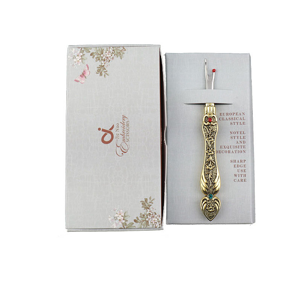 PandaHall Zinc Alloy Handle Steel Seam Rippers, Sewing Tools, Flower Pattern, Antique Bronze, 130x70x20mm, Rippers: 115mm Steel
PandaHall Zinc Alloy Handle Steel Seam Rippers, Sewing Tools, Flower Pattern, Antique Bronze, 130x70x20mm, Rippers: 115mm Steel