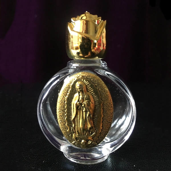 PandaHall Glass Holy Water Bottle with Zinc Alloy Cap, Religion Portable Refillable Container, Antique Golden, 6.7x4.4cm Glass Bottle
PandaHall Glass Holy Water Bottle with Zinc Alloy Cap, Religion Portable Refillable Container, Antique Golden, 6.7x4.4cm Glass Bottle