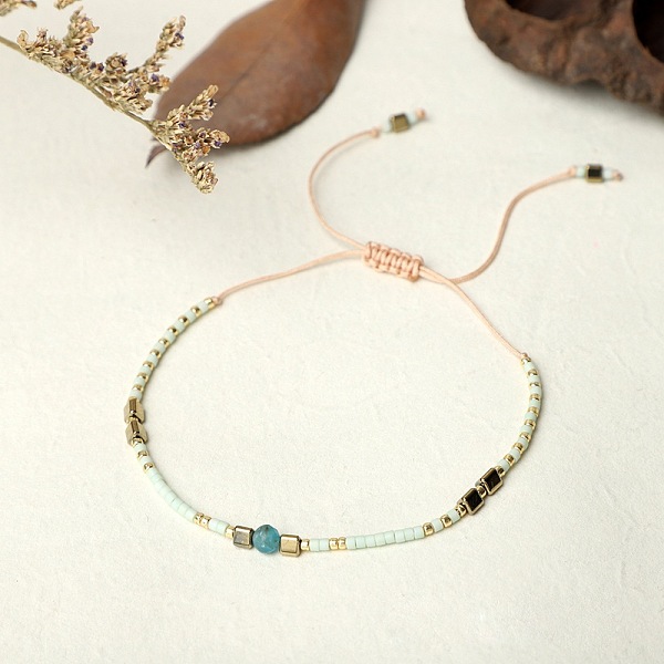 PandaHall Bohemian Style Handmade Braided Friendship Bracelet with Semi-Precious Beads for Women, Mixed Color, 0.1cm Glass Multicolor
PandaHall Bohemian Style Handmade Braided Friendship Bracelet with Semi-Precious Beads for Women, Mixed Color, 0.1cm Glass Multicolor
