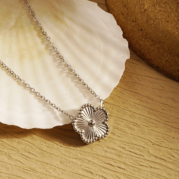 PandaHall Flower Pendant Necklaces, Stainless Steel Cable Chain Necklaces for Women Other
PandaHall Flower Pendant Necklaces, Stainless Steel Cable Chain Necklaces for Women Other