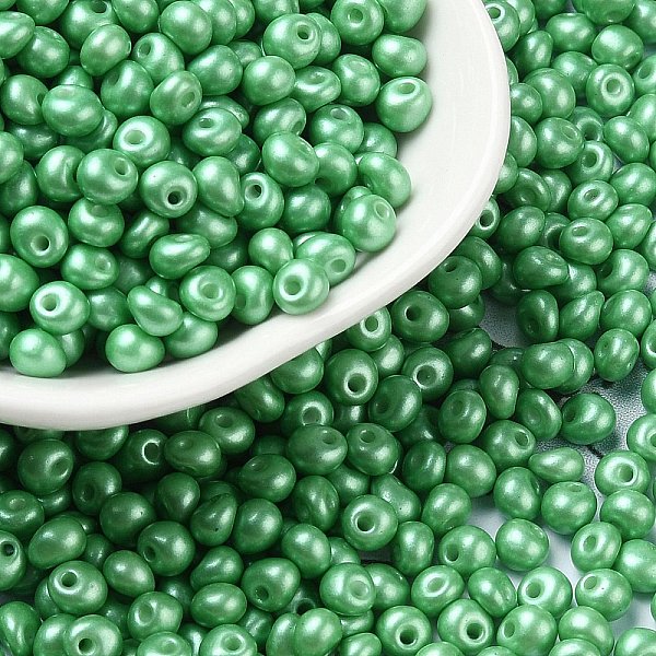 PandaHall 6/0 Glass Seed Beads, Opaque Colours Luster, Teardrop, Sea Green, 4~5x4~4.5x3~4mm, Hole: 0.8~0.9mm, about 5625pcs/pound Glass...
PandaHall 6/0 Glass Seed Beads, Opaque Colours Luster, Teardrop, Sea Green, 4~5x4~4.5x3~4mm, Hole: 0.8~0.9mm, about 5625pcs/pound Glass...