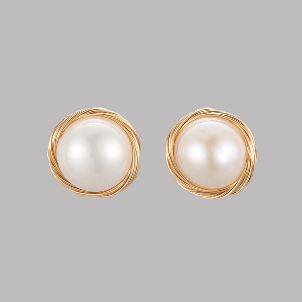 PandaHall Stud Earrings, with Natural Cultured Freshwater Pearl, Brass Ear Nuts and 304 Stainless Steel Stud Earring Findings, Golden...
PandaHall Stud Earrings, with Natural Cultured Freshwater Pearl, Brass Ear Nuts and 304 Stainless Steel Stud Earring Findings, Golden...