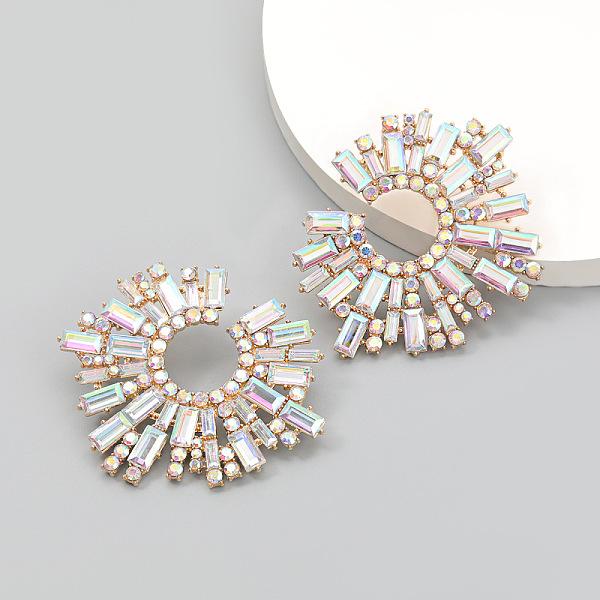 PandaHall Shiny Rhinestone Irregular Statement Stud Earrings, Sun Shape Alloy Earrings for Women, Light Azore, 58x68mm Rhinestone Sun Black
PandaHall Shiny Rhinestone Irregular Statement Stud Earrings, Sun Shape Alloy Earrings for Women, Light Azore, 58x68mm Rhinestone Sun Black