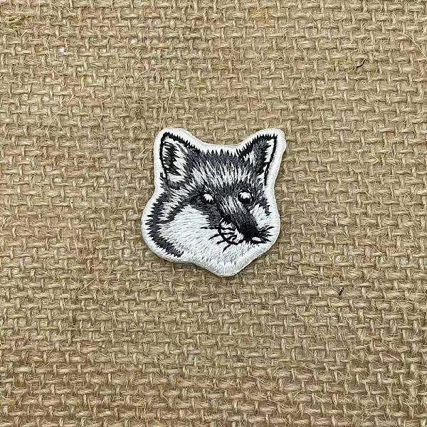 PandaHall Fox Computerized Embroidery Cloth Iron on/Sew on Patches, Costume Accessories, Light Grey, 30x30mm Cloth Fox
PandaHall Fox Computerized Embroidery Cloth Iron on/Sew on Patches, Costume Accessories, Light Grey, 30x30mm Cloth Fox