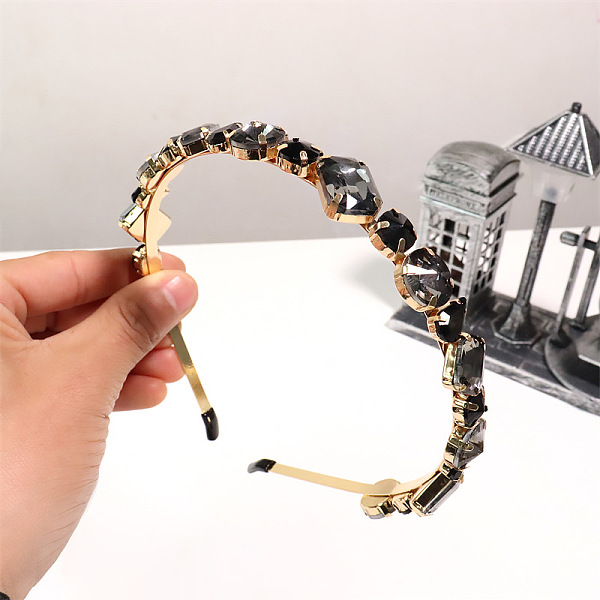 PandaHall Glass Rhinestone Hair Bands, Golden Tone Iron Hair Accessories for Women Girls, Jet, 150x130mm Rhinestone Black
PandaHall Glass Rhinestone Hair Bands, Golden Tone Iron Hair Accessories for Women Girls, Jet, 150x130mm Rhinestone Black