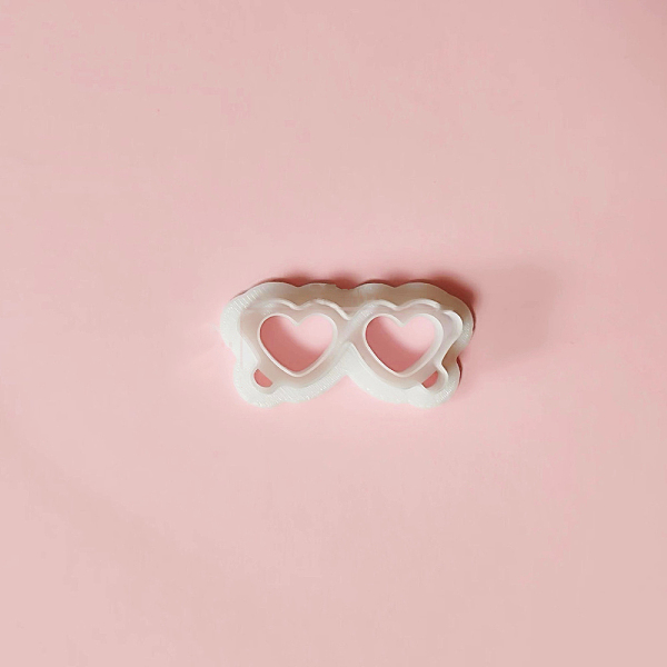 PandaHall Plastic Plasticine Tools, Clay Cutters, Modeling Tools, WhiteSmoke, Heart, 1.3x3.5cm Plastic Heart White
PandaHall Plastic Plasticine Tools, Clay Cutters, Modeling Tools, WhiteSmoke, Heart, 1.3x3.5cm Plastic Heart White