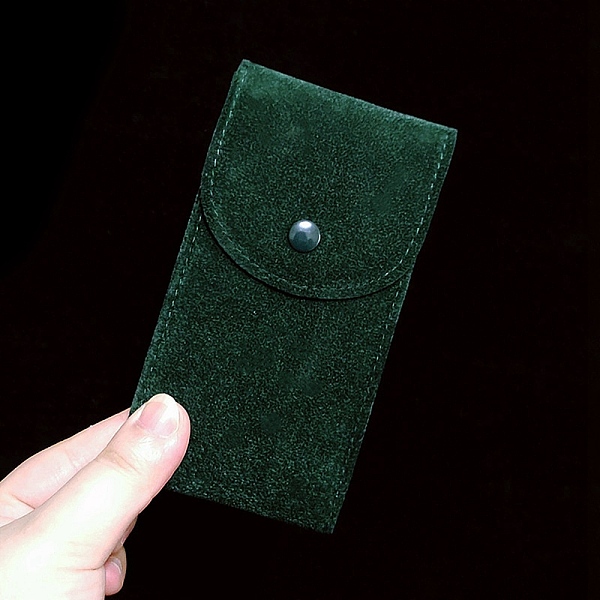 PandaHall Rectangle Velvet Watch Storage Bag, Morandi Color Portable Watch Box, Velvet Jewelry Bag Single Pack, Dark Green, 13x7cm Velvet...
PandaHall Rectangle Velvet Watch Storage Bag, Morandi Color Portable Watch Box, Velvet Jewelry Bag Single Pack, Dark Green, 13x7cm Velvet...