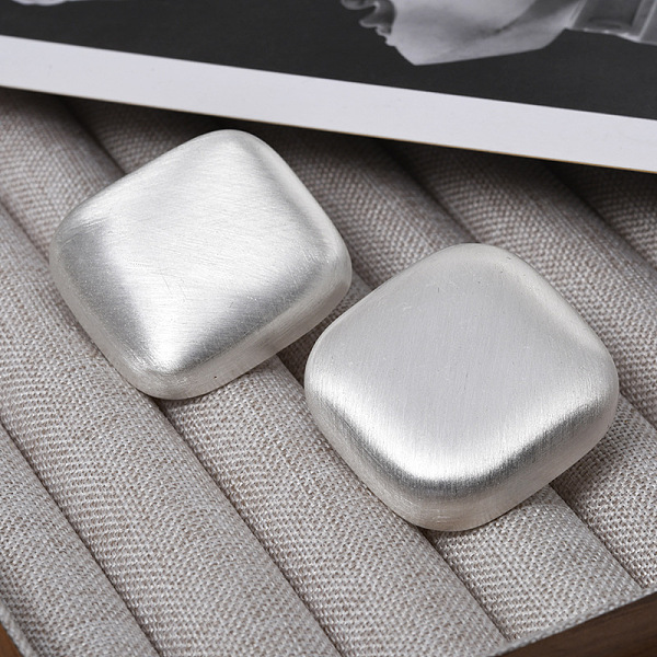 PandaHall Rhombus Drawbench Brass Stud Earrings for Women, Silver, 33x33mm Brass Rhombus
PandaHall Rhombus Drawbench Brass Stud Earrings for Women, Silver, 33x33mm Brass Rhombus