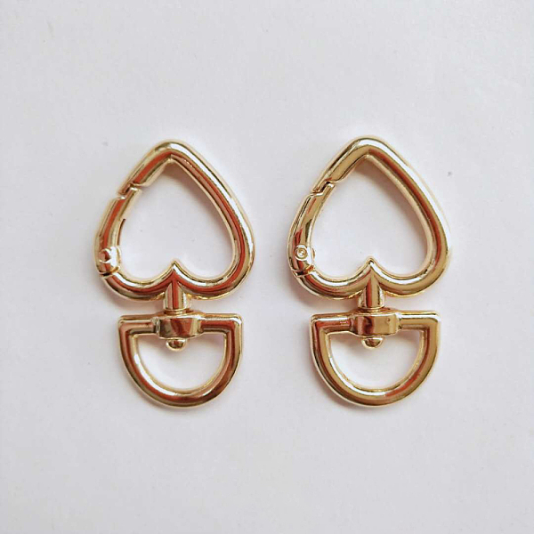 PandaHall Heart Alloy Swivel Clasps, Push Gate Snap Clasps, Light Gold, 4.6x2.7x0.4cm, Hole: 14.5x7mm Alloy
PandaHall Heart Alloy Swivel Clasps, Push Gate Snap Clasps, Light Gold, 4.6x2.7x0.4cm, Hole: 14.5x7mm Alloy