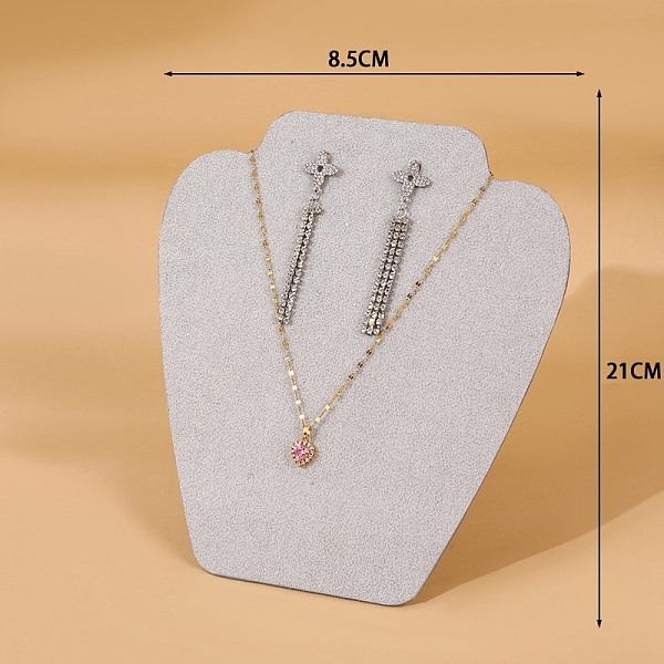 PandaHall Wood Covered with Velvet Jewelry Bust Display Stands for Necklaces, Earrings, Gainsboro, 19x21cm Velvet Gray
PandaHall Wood Covered with Velvet Jewelry Bust Display Stands for Necklaces, Earrings, Gainsboro, 19x21cm Velvet Gray